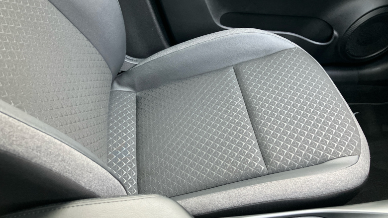 Nissan Juke 1.0 DiG-T N-Connecta 5dr Petrol Hatchback